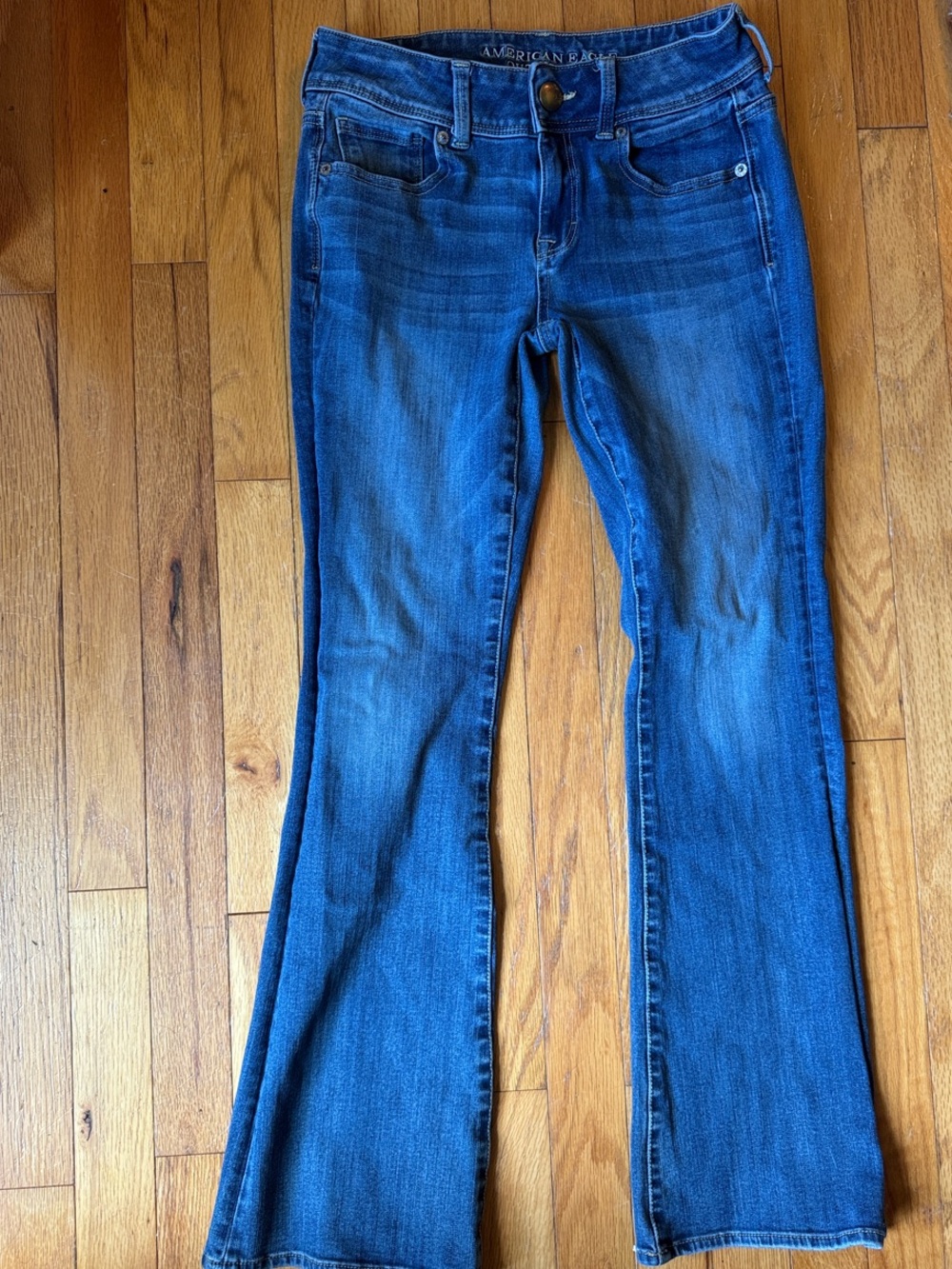 American Eagle Outfitters Women's Dark Blue Flared Jeans